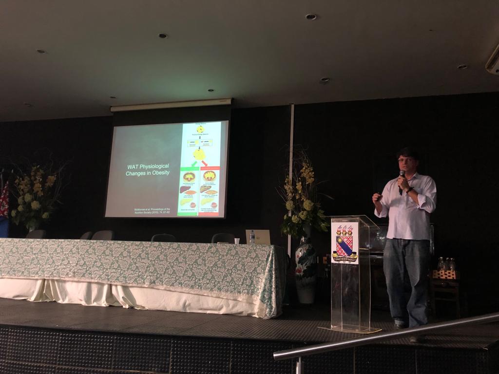 Pesquisadores do Ceará, Espanha e do Canadá debateram obesidade precoce na UECE