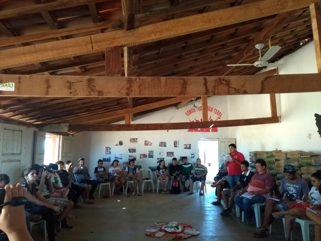 Explanação sobre o Assentamento Palmares alt
