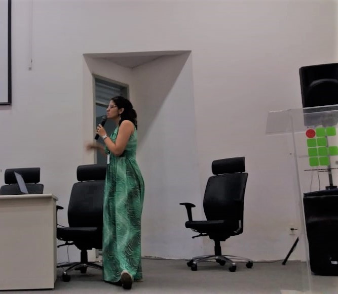 Profª. Drª. Luana Viana alt