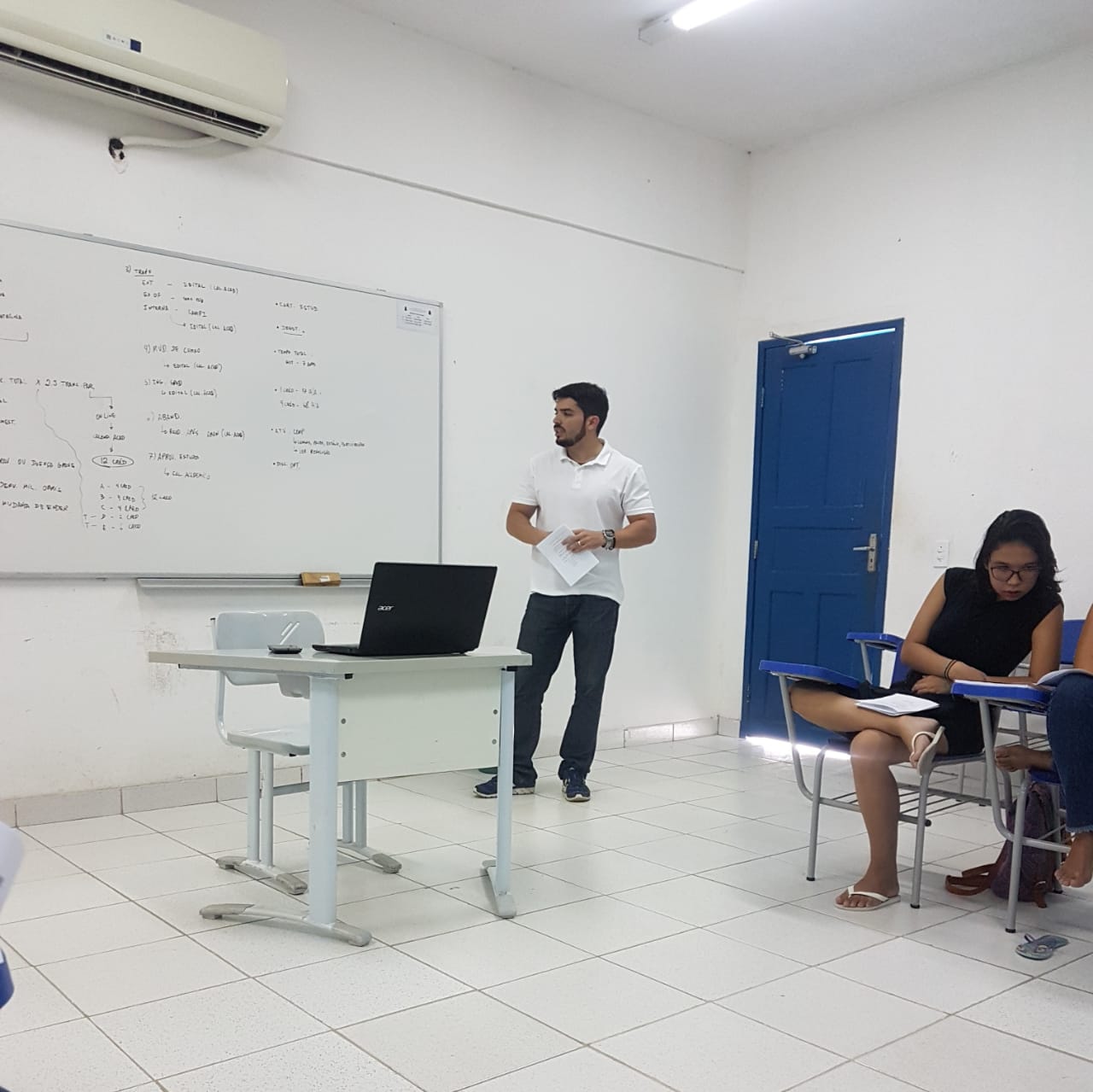 Apresentação do Manual do Aluno e atividades desenvolvidas no Controle Acadêmico