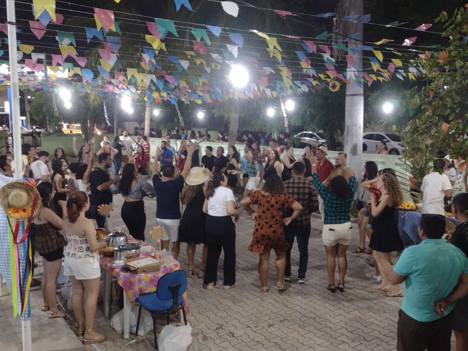 IV Arraiá do Cumpade agita a FAFIDAM com muita música, comidas típicas e alegria coletiva