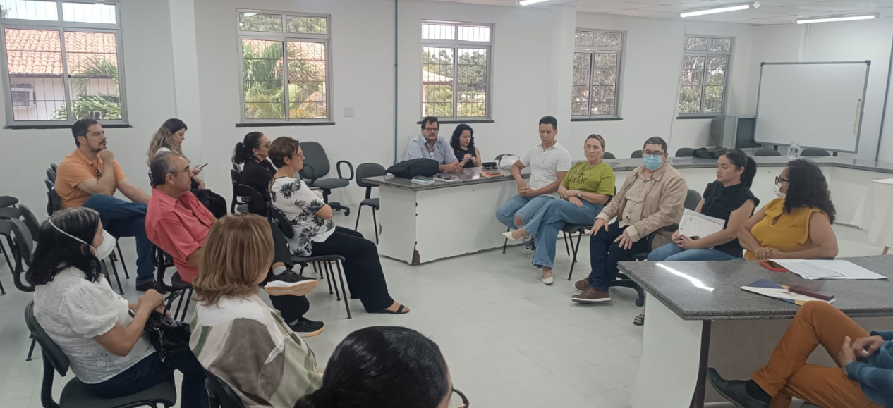 Diretor do Degep/Uece ministra palestra sobre Ascensão Funcional e Aposentadoria