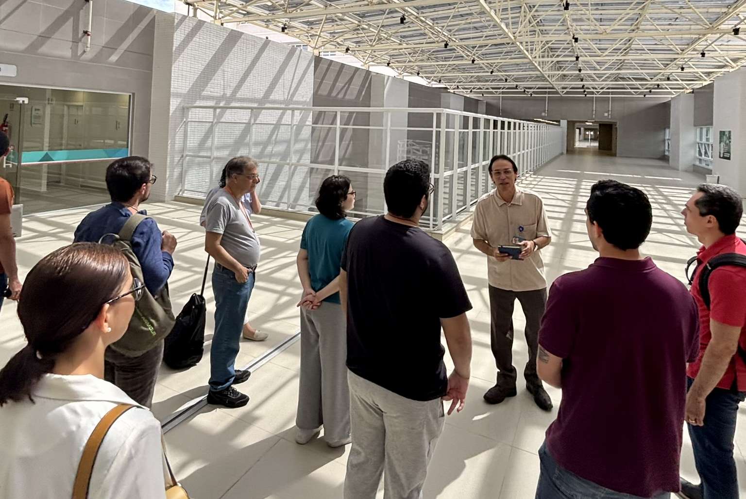 INCUBAUECE, AGIN e empresas incubadas realizam visita técnica ao Hospital Universitário do Ceará (HUC)