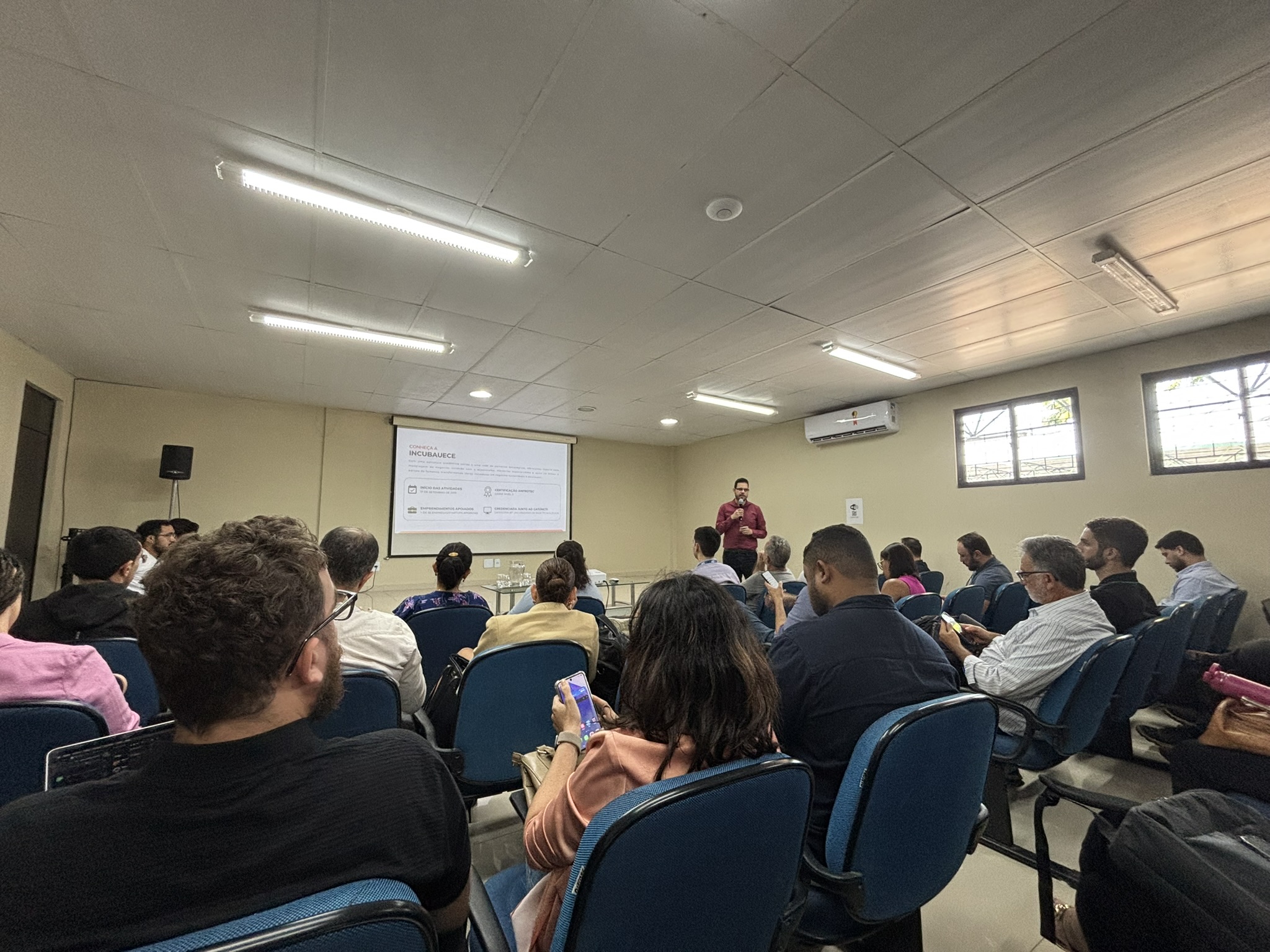 INCUBAUECE participa de evento do Programa TECNOVA III na FUNCAP