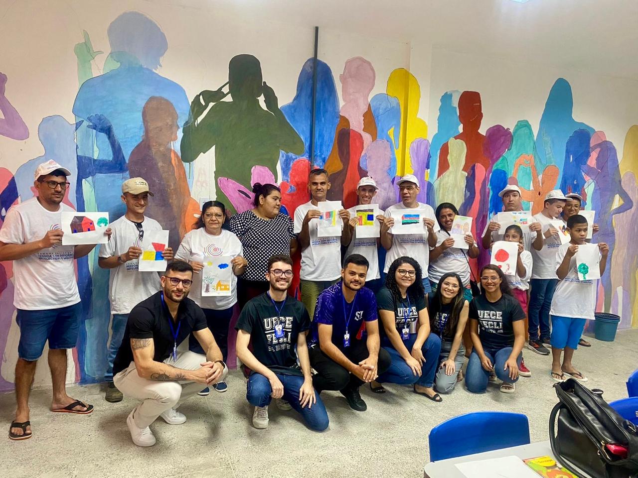 Projeto Inclusão Digital realiza atividades com Usuários da APAE no Campus UECE Mombaça