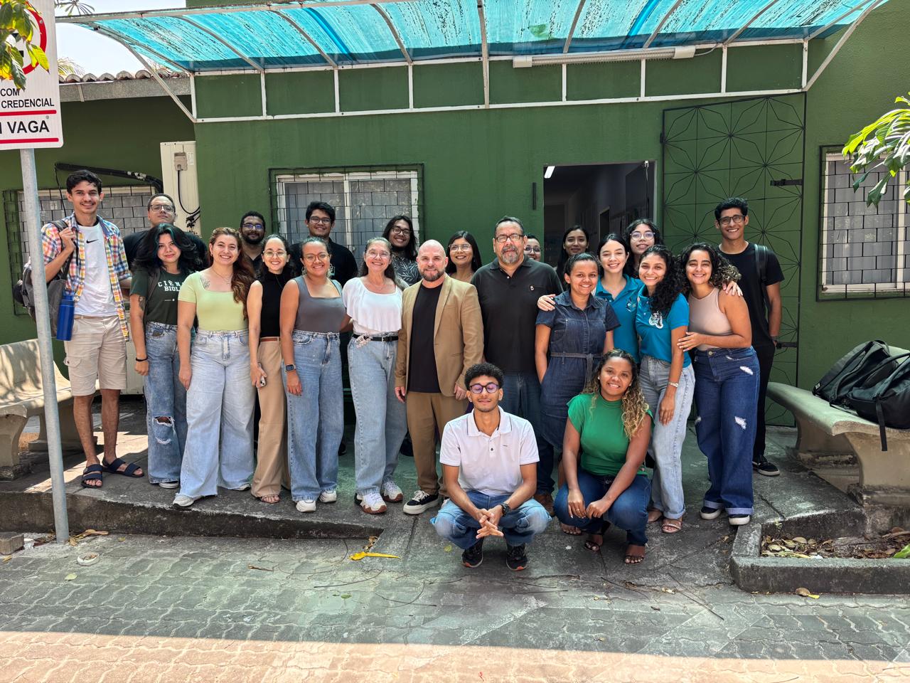 Palestra:Conservando Recifes de Coral com Biotecnologias Reprodutivas com Prof. Dr. Leandro César Godoy (UFRGS)