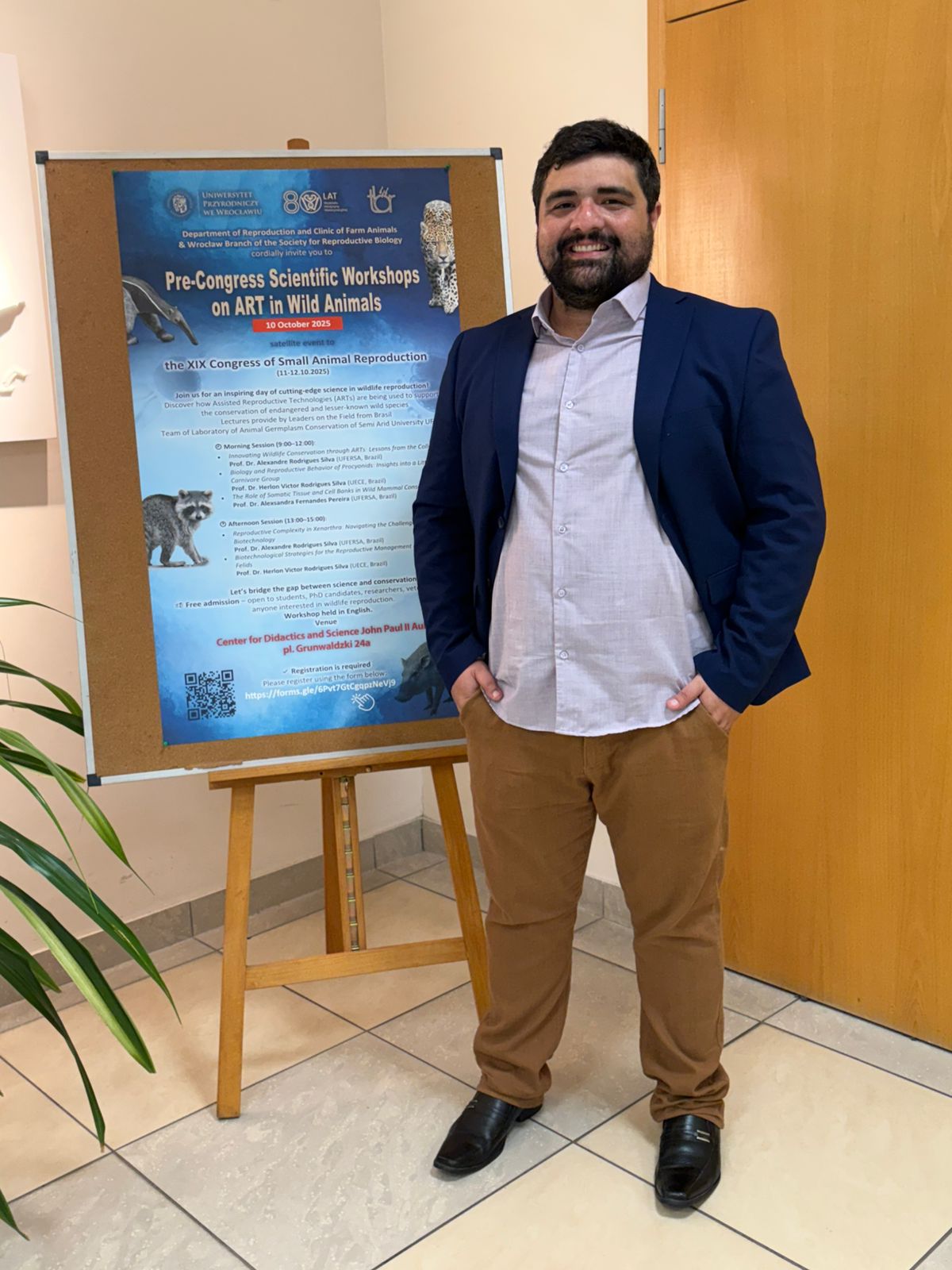 Professor Dr. Herlon Victor Rodrigues Silva do CECITEC/PPGCV, participou em outubro/2025 do Pre-Congress Scientific Workshops on ART in Wild Animals realizado pela Uniwersytet Przyrondniczy we Wrocławiu, em Wroclaw-Polônia