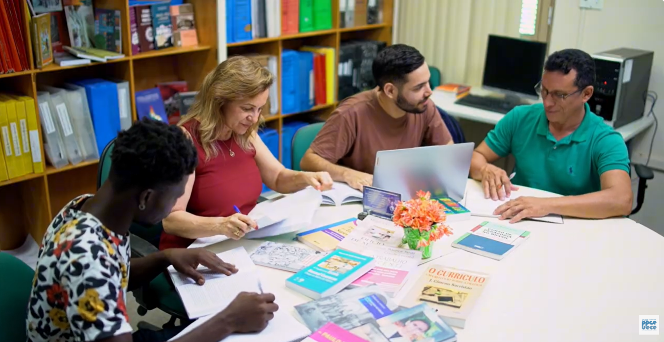 Mini documentário Ser professor – do verbo ao substantivo