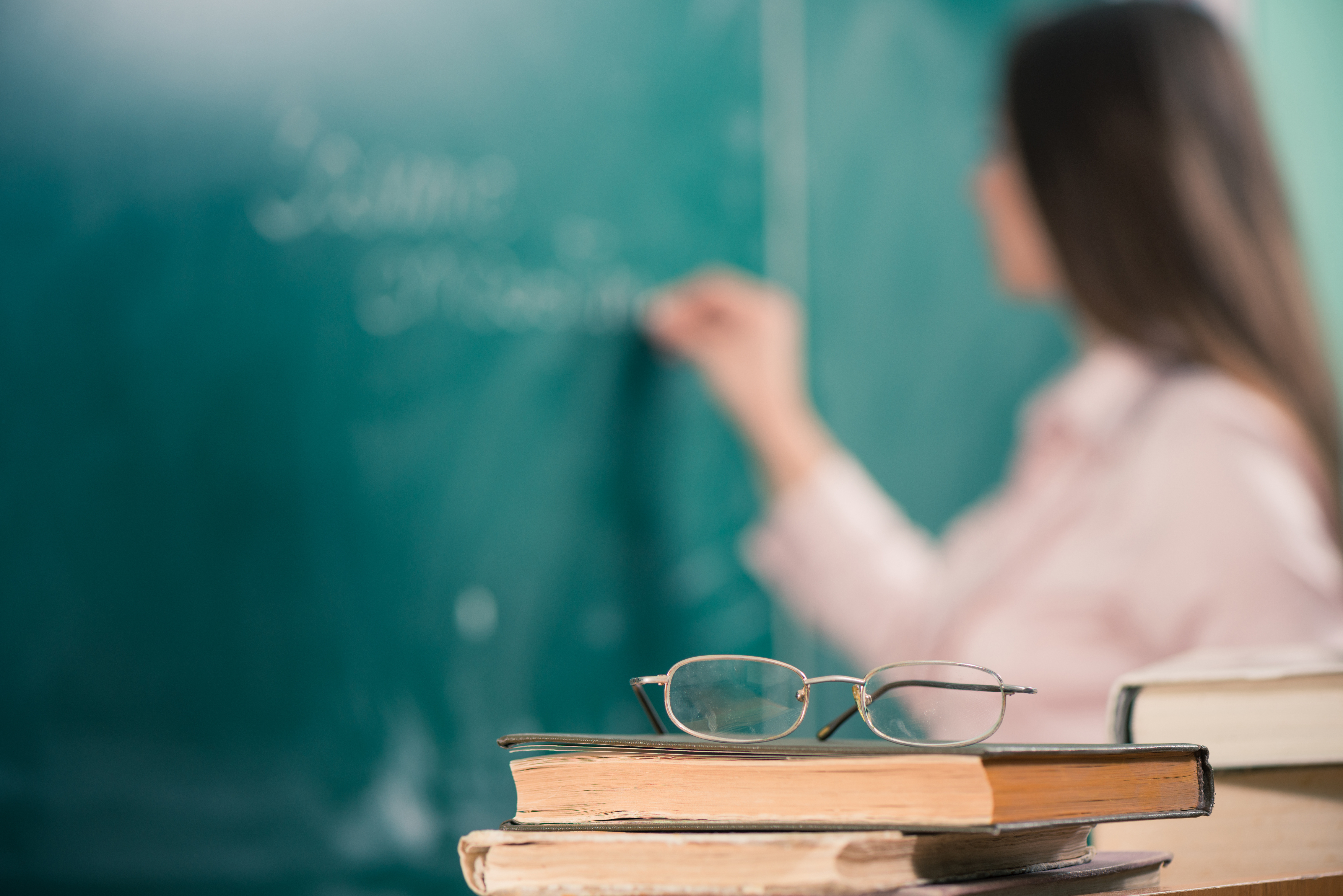 Funece lança três chamadas públicas para a seleção de professores