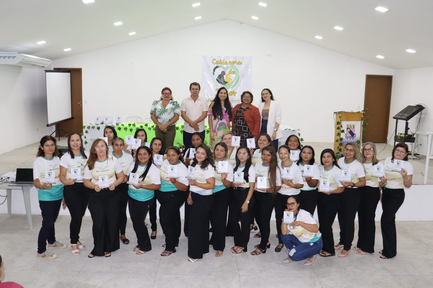 Formandas de Itapipoca celebram conclusão do curso de “Cuidadora de Idosos”