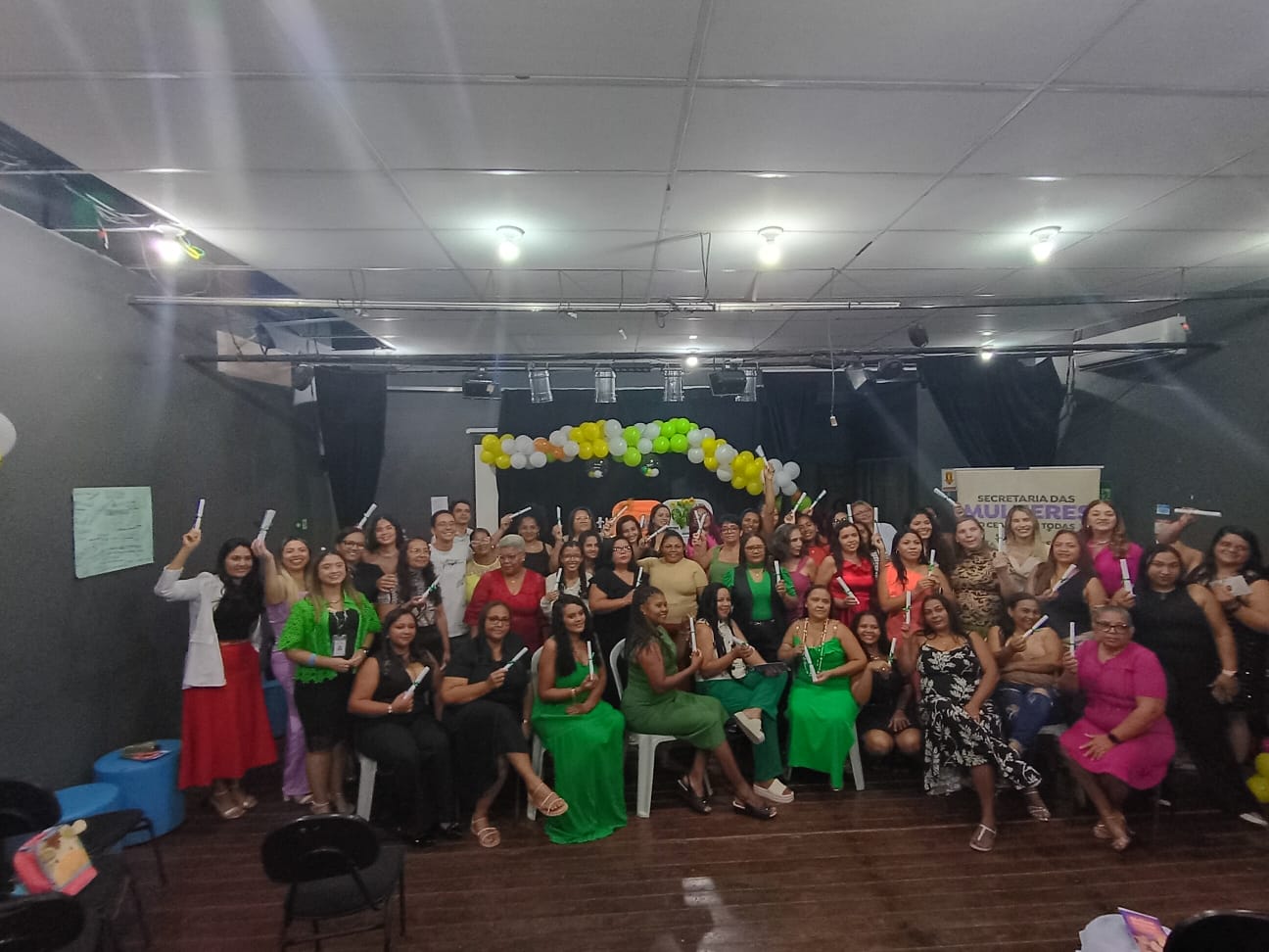 Uece forma 70 cuidadoras de idosos em Juazeiro do Norte