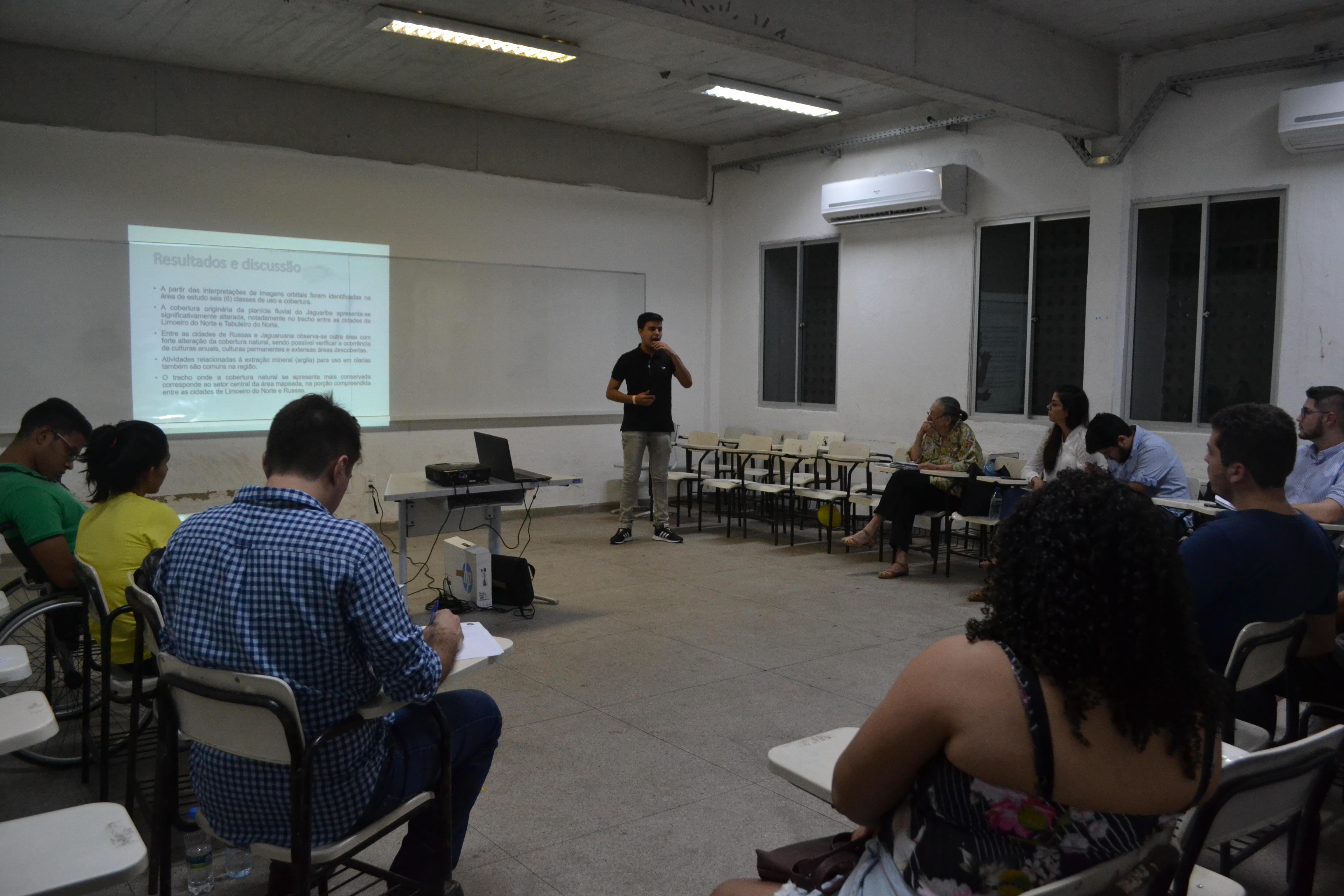 Uece lança iniciativa inédita de apoio financeiro para docentes em eventos científicos